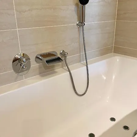 公寓 At Rinaldi 22 *